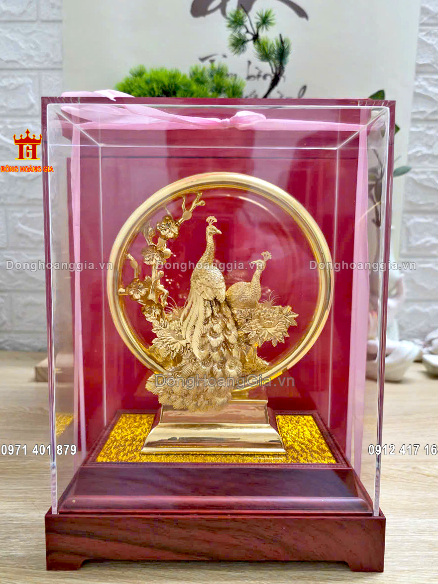 Pho tượng có kèm hộp quà tặng sang trọng cho khách hàng